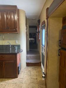 5th Wheel - Photo 7