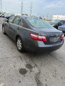 2009 Toyota Camry LE - Photo 3