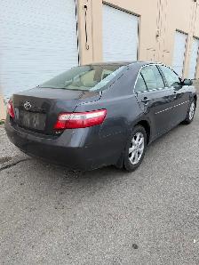 2009 Toyota Camry LE - Photo 5