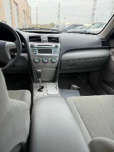 2009 Toyota Camry LE - Photo 7
