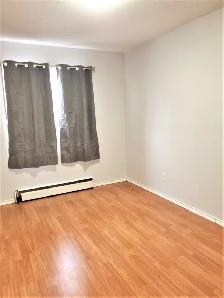 STUNNING 2 Bedroom - Large & Bright - Near Fairview Mall - Photo 7