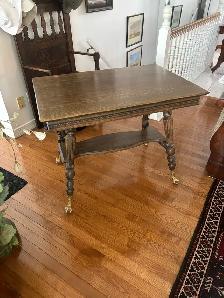 Beautiful antique furniture - Photo 2