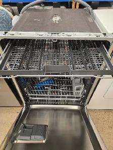 Frigidaire Dishwasher - Clearance - Photo 3