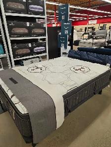 Clearance Queen Plush Mattress - Photo 2