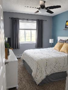 Top Floor Vaulted Ceiling Condo| 2Bed   Den | Underground Parki - Photo 5