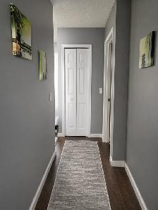 Top Floor Vaulted Ceiling Condo| 2Bed   Den | Underground Parki - Photo 9