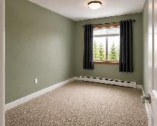 Top Floor Vaulted Ceiling Condo| 2Bed   Den | Underground Parki - Photo 12
