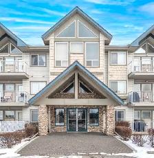 Top Floor Vaulted Ceiling Condo| 2Bed   Den | Underground Parki - Photo 18