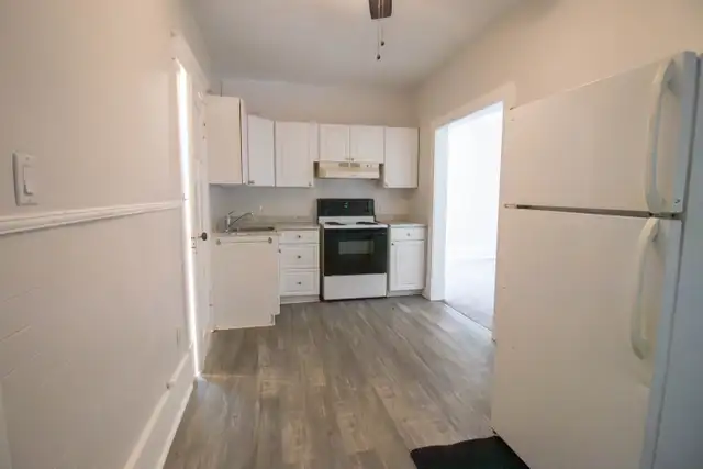 1 Bedroom Apartment with skylights in Welland!