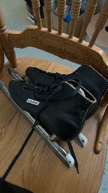 Ladies Racer Skates