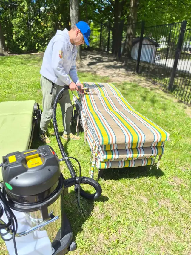 carpet steam cleaner