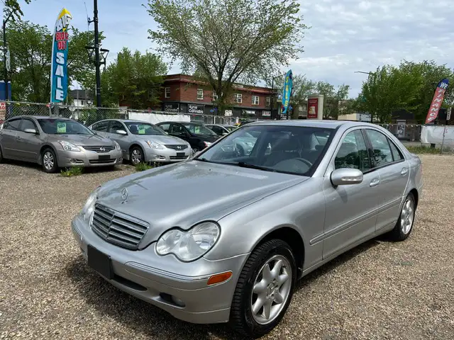 2002 Mercedes C320 LOw KMs