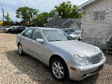 2002 Mercedes C320 LOw KMs - Photo 2