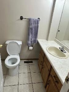 Home upper floor rent - Photo 2