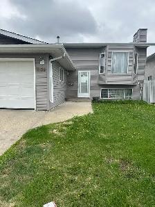 Home upper floor rent - Photo 8