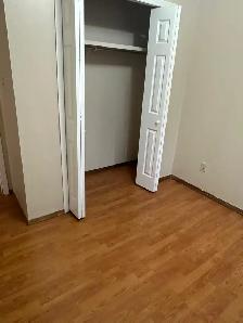 Home upper floor rent - Photo 9