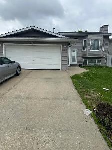 Home upper floor rent - Photo 10