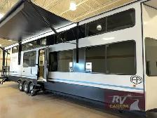 2025 Forest River RV Salem Grand Villa 42VERANDA
