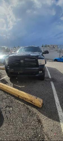 2012 Dodge Sport Hemi