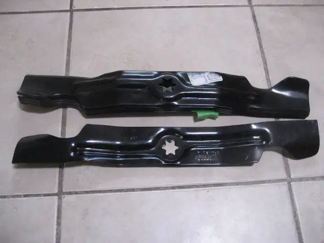 5 MTD mower blades part # 742-04053