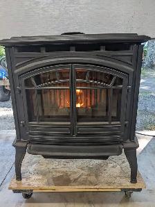 Multi-Fuel Pellet Stove