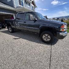 2005 GMC Sierra 2500 HD 4x4 - Photo 5