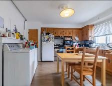 Excellent location at 1712 Rue Allard, Montreal - Photo 3