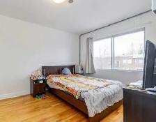 Excellent location at 1712 Rue Allard, Montreal - Photo 5