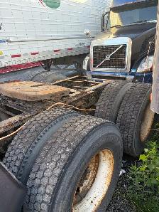 Daycab LOW km manual 10 speed intl prostar - Photo 7