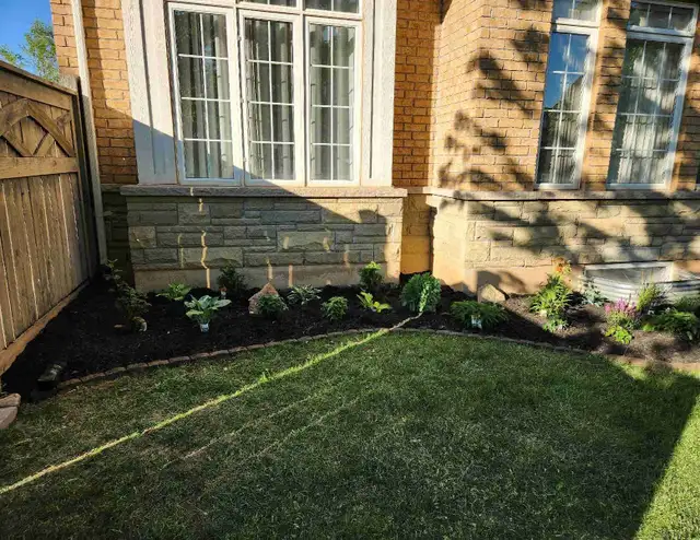 Experienced Gardener Available – New Beds, Planting & Pruning!