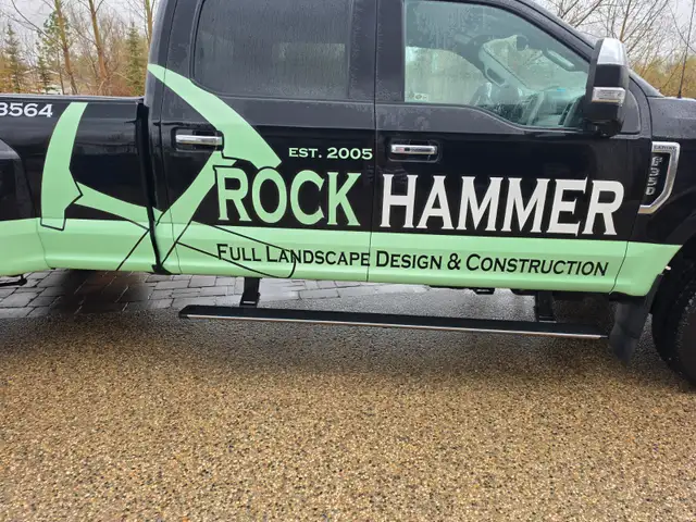 Experienced Landscape Labourers, Year-Round, $18–$28/hr