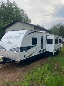 2012 Forrest river 27ft