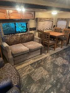2012 Forrest river 27ft - Photo 4
