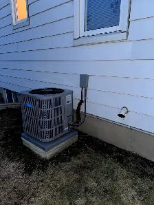 Air Conditioner Units - Photo 3
