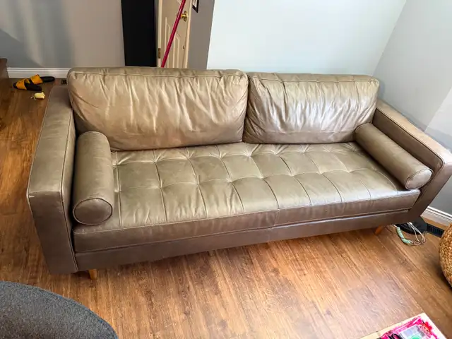 3-Seaters Sofa 100% leather For Sale