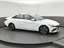 2025 Hyundai Elantra Preferred Tech Sunroof, Bluelink, Apple/And