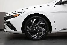 2025 Hyundai Elantra Preferred Tech Sunroof, Bluelink, Apple/And - Photo 4