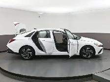 2025 Hyundai Elantra Preferred Tech Sunroof, Bluelink, Apple/And - Photo 48