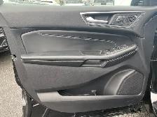 2022 Ford Edge Titanium - Photo 16
