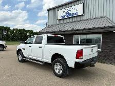 2015 Ram 3500 Crew Cab 4X4 ST 6.7L - Clean Title - Photo 2