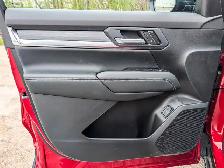 2026 GMC Terrain AWD Elevation- Technology Pkg - Sunroof - Photo 40