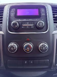 2014 Ram 1500 4WD 6CYL Automatic - Photo 10