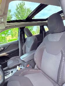 2017 Jeep Cherokee 4WD 4dr North - Photo 10