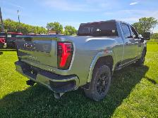 2025 GMC Sierra 2500HD - Photo 5