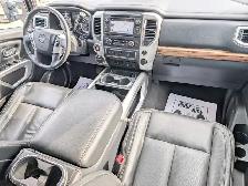 2017 Nissan Titan 4WD Crew Cab SL | Back-up cam! | Heated seats! - Photo 12