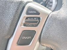 2017 Nissan Titan 4WD Crew Cab SL | Back-up cam! | Heated seats! - Photo 19