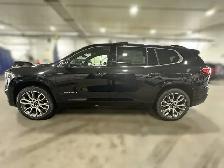 2026 GMC Acadia Denali Ultimate - Photo 2