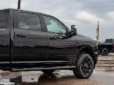 2026 Ram 2500 Black Express - Photo 10