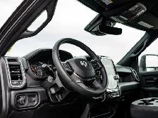 2026 Ram 2500 Black Express - Photo 20