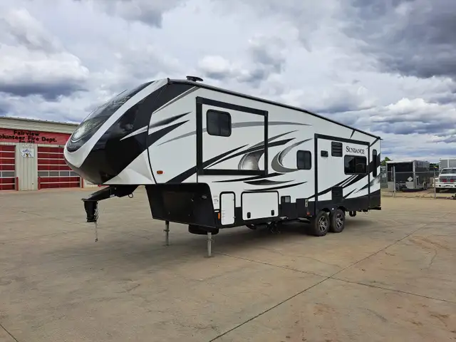 2018 Sundance T/A 5TH Wheel Holiday Trailer 289TS